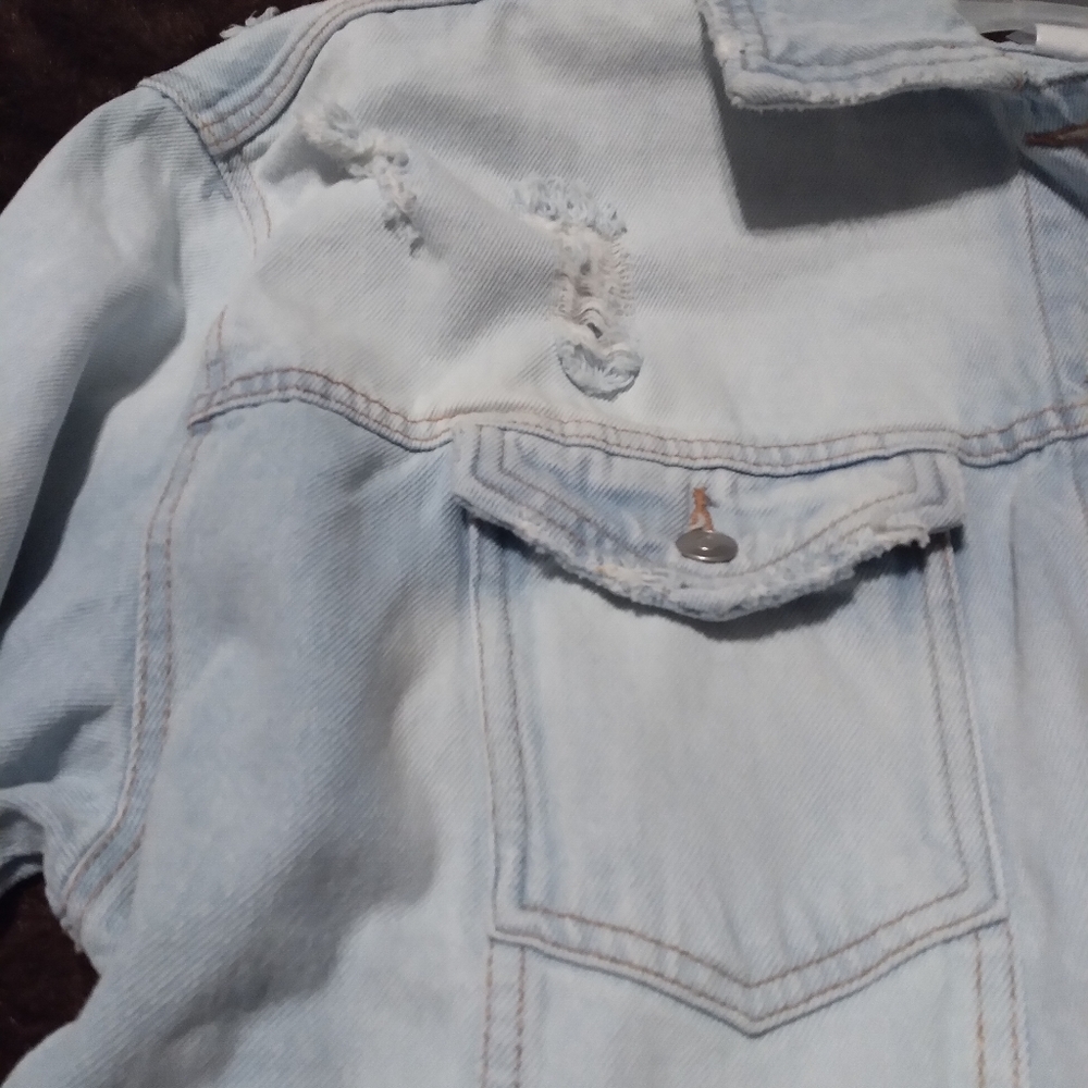 Jean jacket - Picture 4 of 8